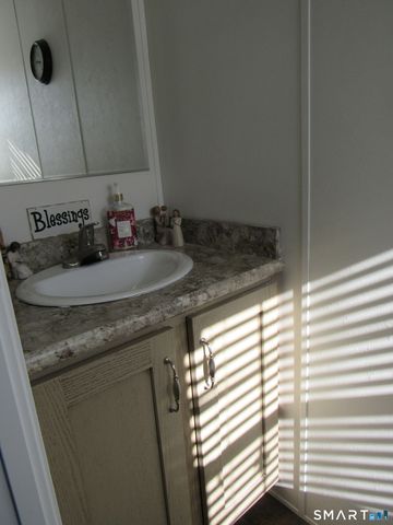 7 Blueberry Lane, Plymouth, CT 06786