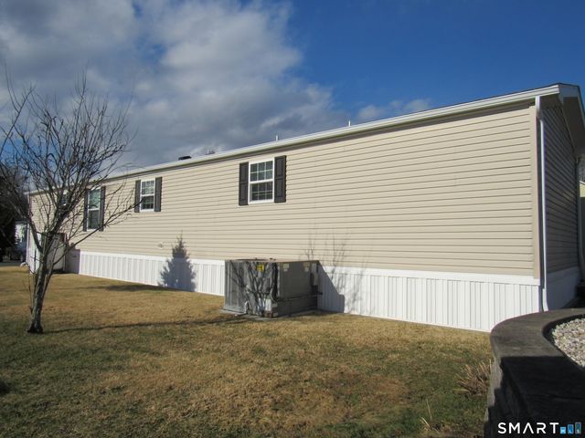 7 Blueberry Lane, Plymouth, CT 06786