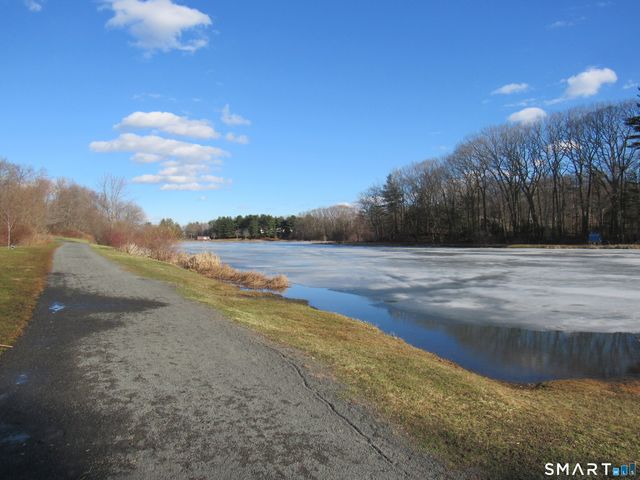 7 Blueberry Lane, Plymouth, CT 06786