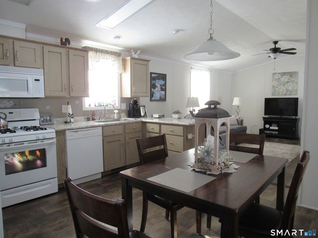 7 Blueberry Lane, Plymouth, CT 06786