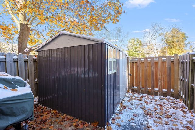 3409 Kenbrooke Court, Kalamazoo, MI 49006