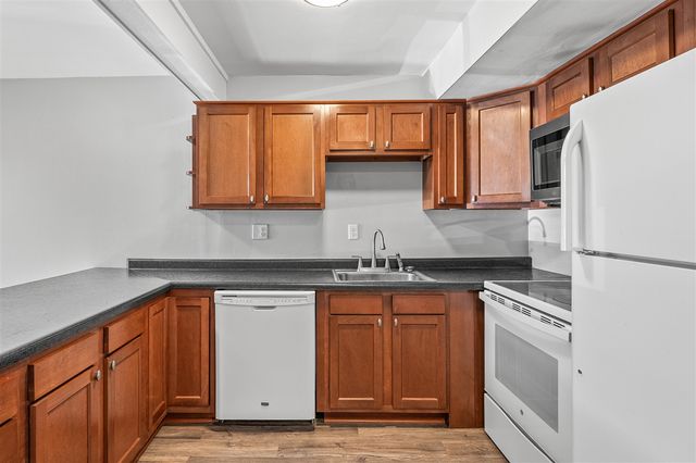 3409 Kenbrooke Court, Kalamazoo, MI 49006