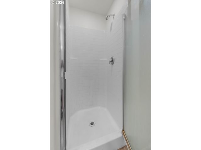 1724 W 12TH St, La Center, WA 98629