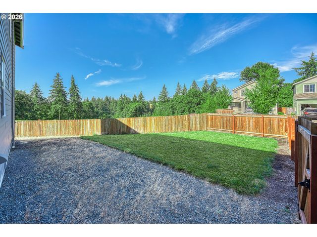1724 W 12TH St, La Center, WA 98629
