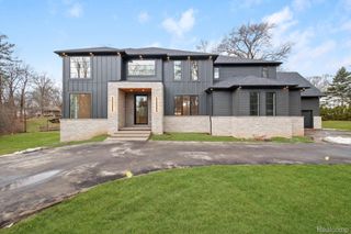 3636 Forest Hill Drive, Bloomfield Hills, MI 48304