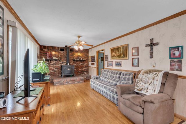 1036 Lakehurst Avenue, Jackson, NJ 08527