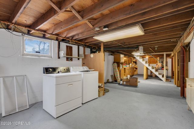 1036 Lakehurst Avenue, Jackson, NJ 08527