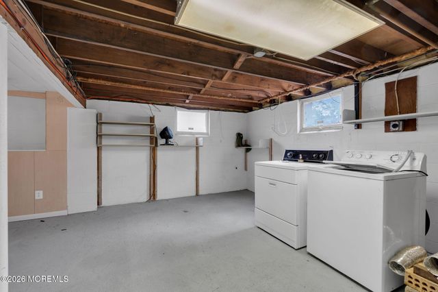 1036 Lakehurst Avenue, Jackson, NJ 08527