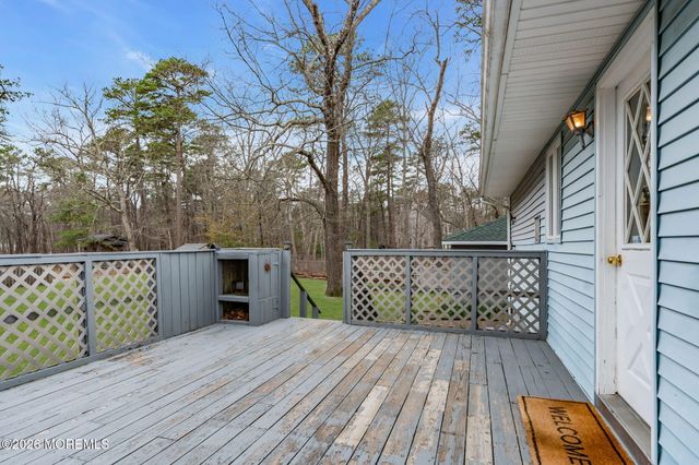 1036 Lakehurst Avenue, Jackson, NJ 08527