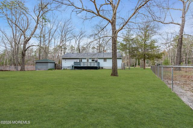 1036 Lakehurst Avenue, Jackson, NJ 08527