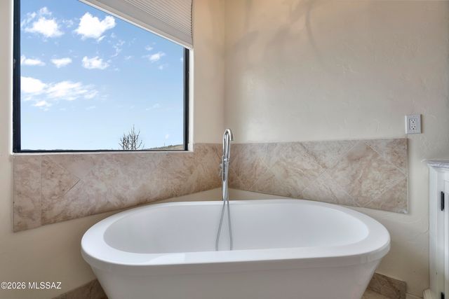 214 Via Agua Sarca, Rio Rico, AZ 85648