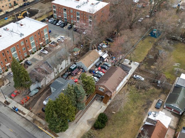 4103 N Narragansett Avenue, Chicago, IL 60634