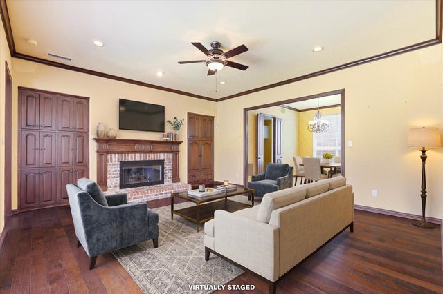 4545 Waterford Drive, Plano, TX 75024