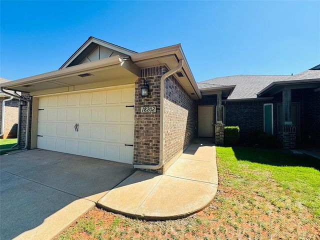 18202 Manera Way, Edmond, OK 73012