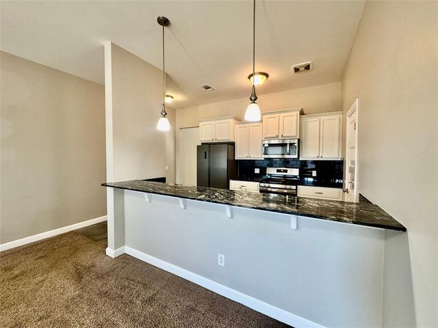 18202 Manera Way, Edmond, OK 73012