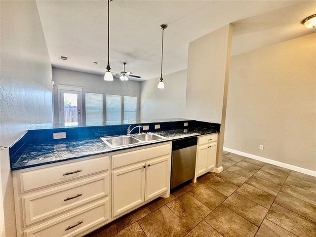 18202 Manera Way, Edmond, OK 73012