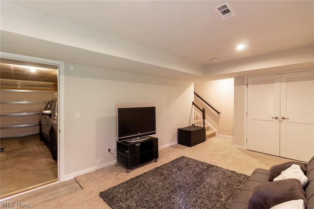 5182 Jude Court, Willoughby, OH 44094