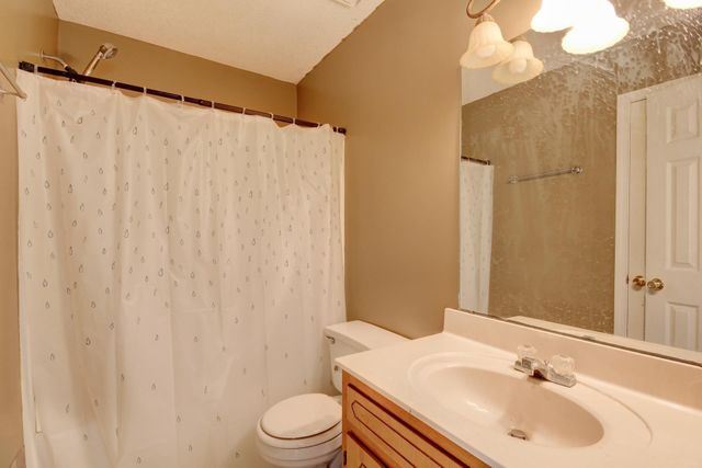 211 Moncrest Drive, Clarksville, TN 37042