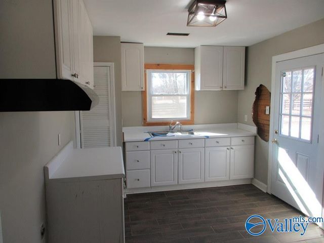 78 John Johnson Road, Trinity, AL 35673