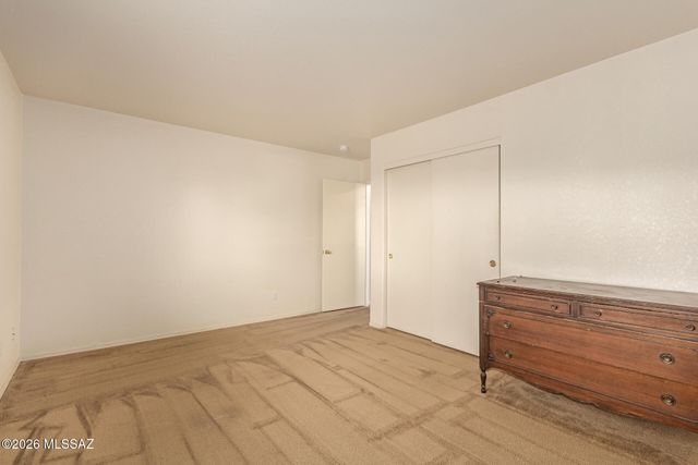 7146 W Resthaven Place, Tucson, AZ 85757