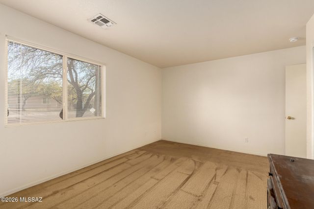 7146 W Resthaven Place, Tucson, AZ 85757