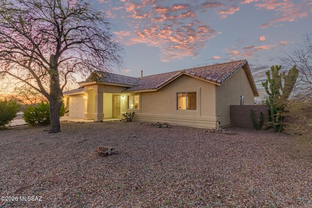 7146 W Resthaven Place, Tucson, AZ 85757