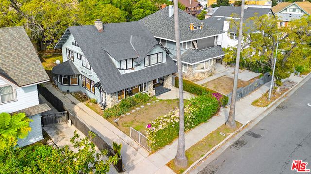 2647 Raymond Avenue, Los Angeles, CA 90007