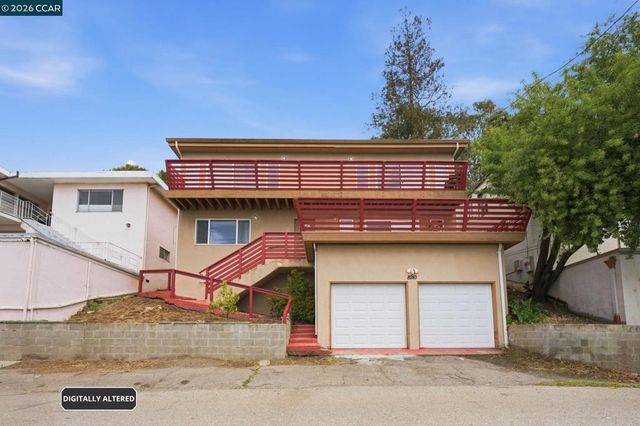 8910 Burr St, Oakland, CA 94605