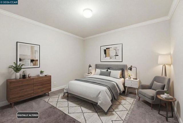 8910 Burr St, Oakland, CA 94605