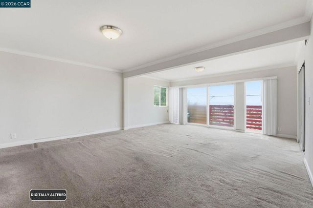 8910 Burr St, Oakland, CA 94605