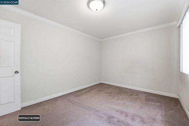 8910 Burr St, Oakland, CA 94605