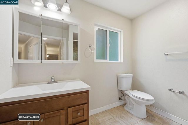 8910 Burr St, Oakland, CA 94605