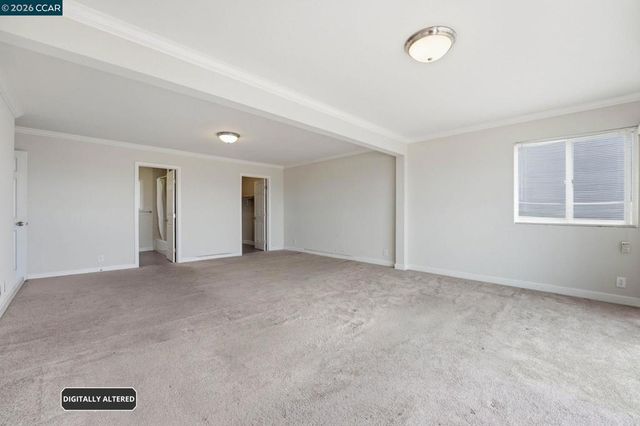 8910 Burr St, Oakland, CA 94605