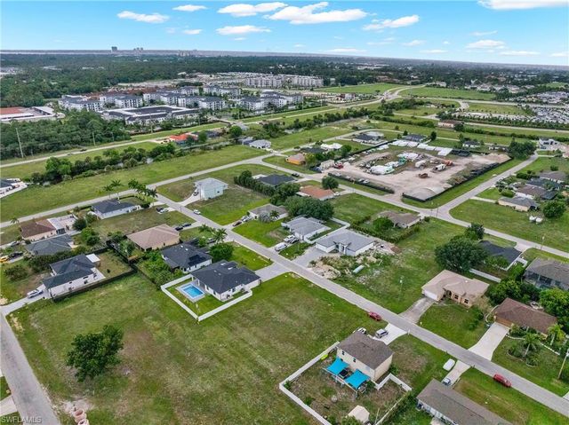 2222 NE 15th TER, Cape Coral, FL 33909