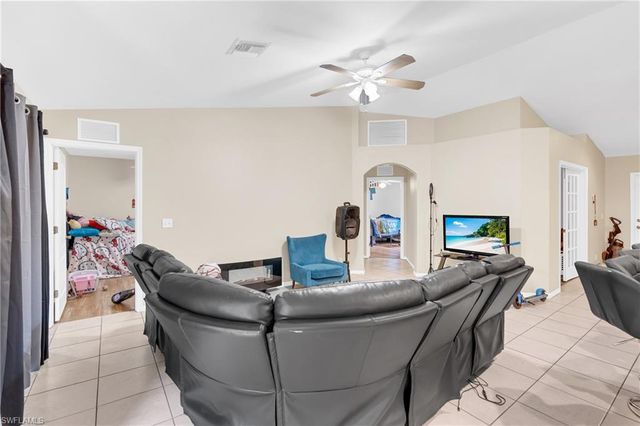 2222 NE 15th TER, Cape Coral, FL 33909