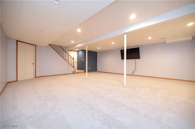 257 Country Club Drive SE, Warren, OH 44484