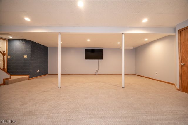 257 Country Club Drive SE, Warren, OH 44484