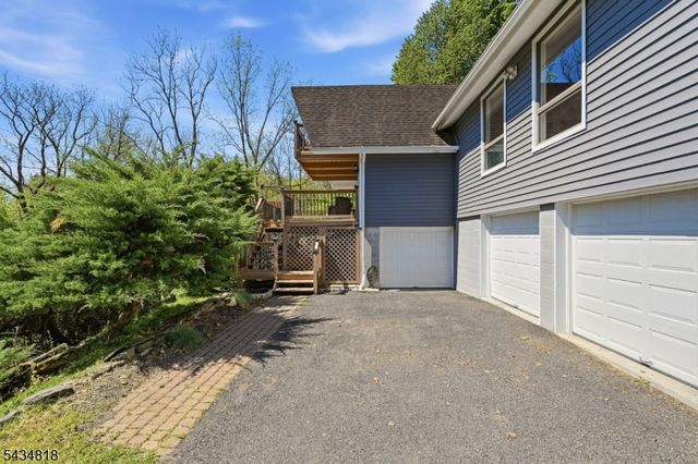 901 Wall St, Stillwater Twp., NJ 07860