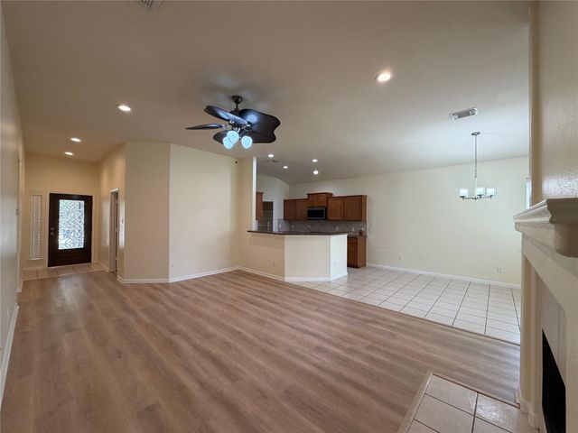 15814 Granite Mountain Trail, Houston, TX 77049