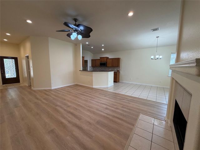 15814 Granite Mountain Trail, Houston, TX 77049