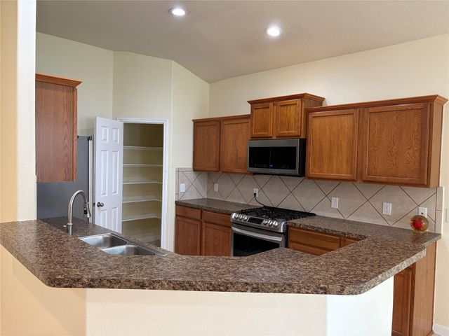 15814 Granite Mountain Trail, Houston, TX 77049