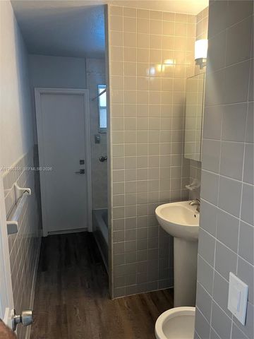 3310 SW 94th Pl, Miami, FL 33165