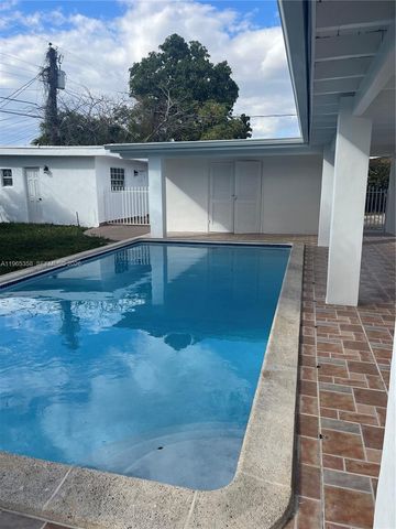 3310 SW 94th Pl, Miami, FL 33165