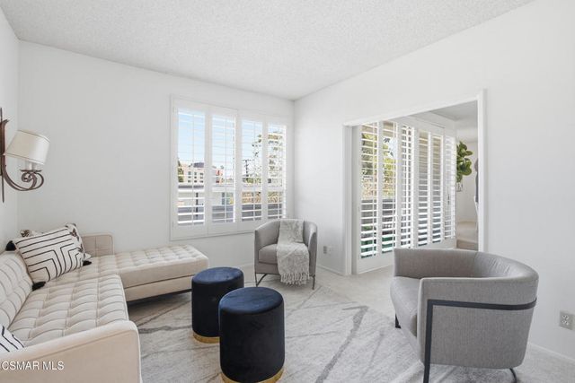 10650 Holman Avenue 202, Los Angeles, CA 90024