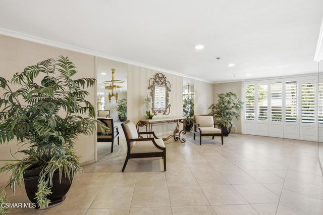 10650 Holman Avenue 202, Los Angeles, CA 90024