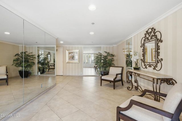 10650 Holman Avenue 202, Los Angeles, CA 90024
