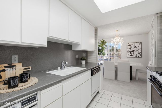 10650 Holman Avenue 202, Los Angeles, CA 90024