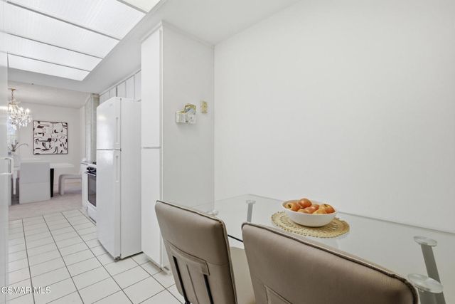 10650 Holman Avenue 202, Los Angeles, CA 90024