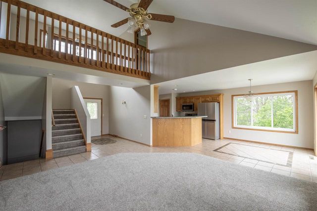 3986 LILY LAKE ROAD, Green Bay, WI 54311