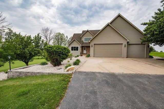 3986 LILY LAKE ROAD, Green Bay, WI 54311